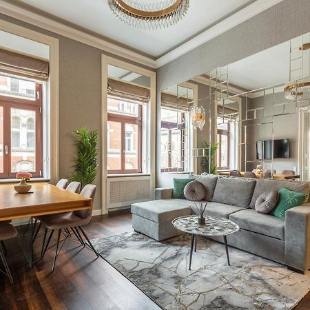 בודפשט Luxury Apartment With Balcony Next To The New York Cafe מראה חיצוני תמונה