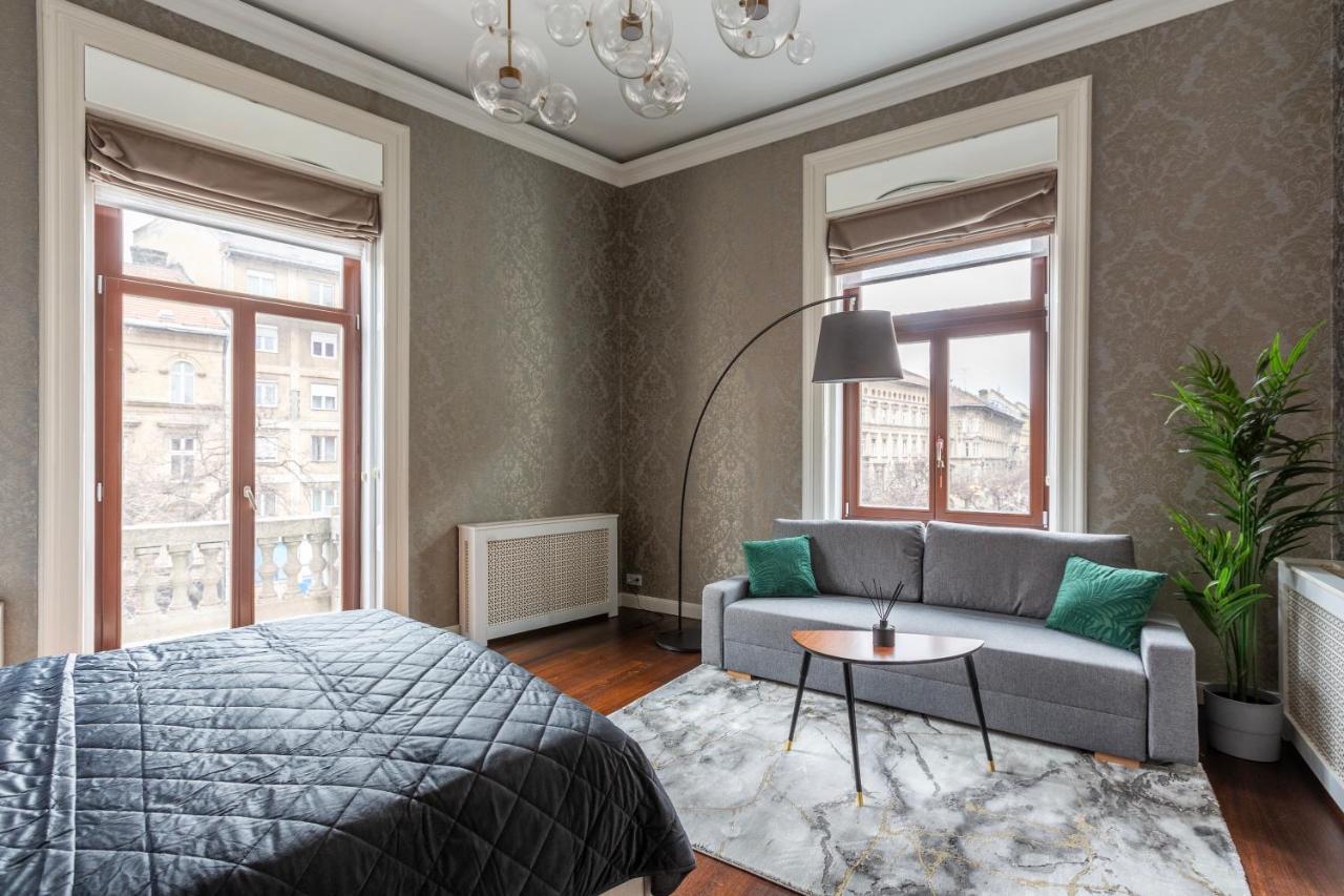 בודפשט Luxury Apartment With Balcony Next To The New York Cafe מראה חיצוני תמונה