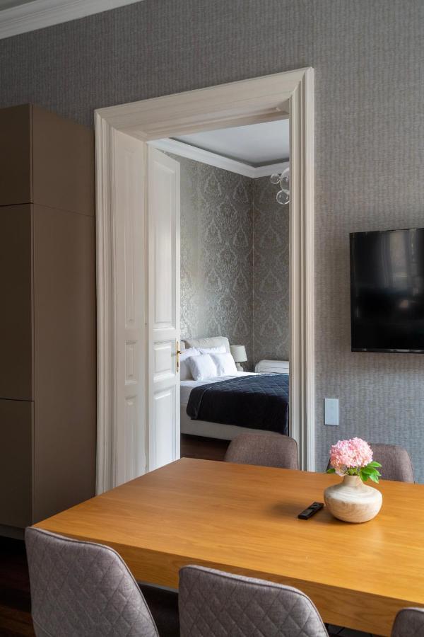 בודפשט Luxury Apartment With Balcony Next To The New York Cafe מראה חיצוני תמונה